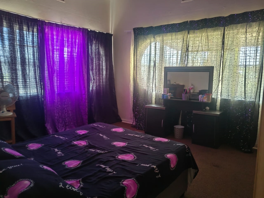 4 Bedroom Property for Sale in Schoemansville Western Cape
